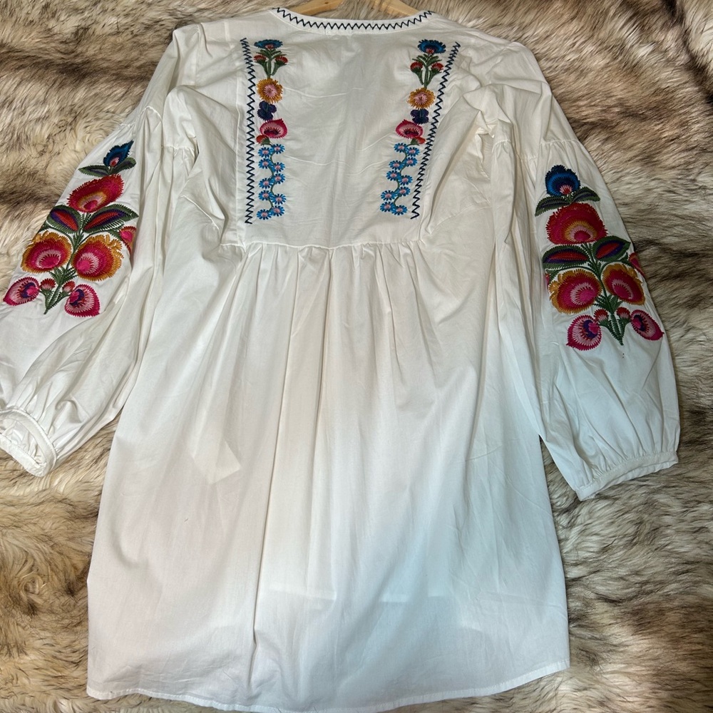 Embroidered Long Sleeve White Dress - Picture 6 of 11